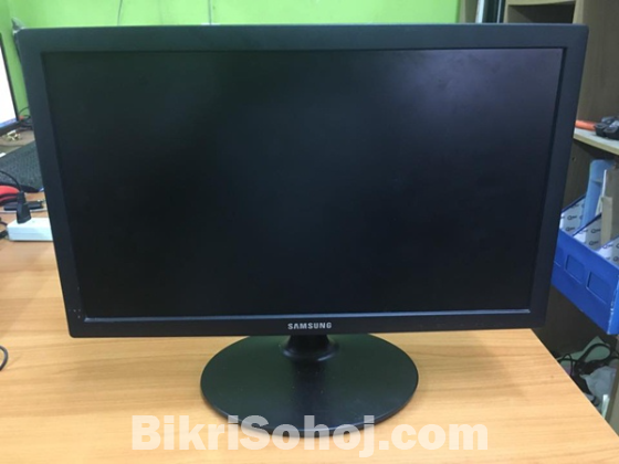 Core I3 - 4th Gen- 3.40ghz- Full Pc with Samsung Monitor 19